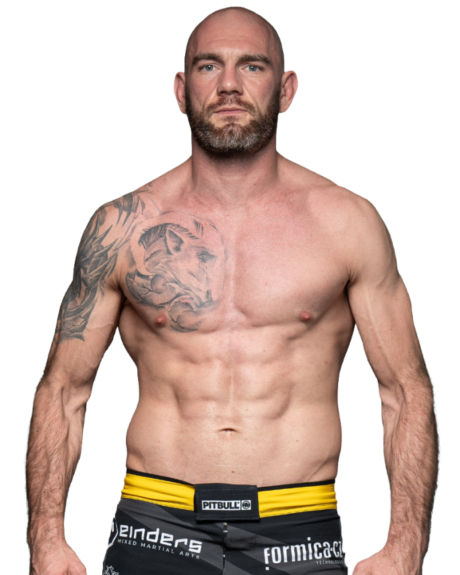 Daniel Škvor — fighter portrait
